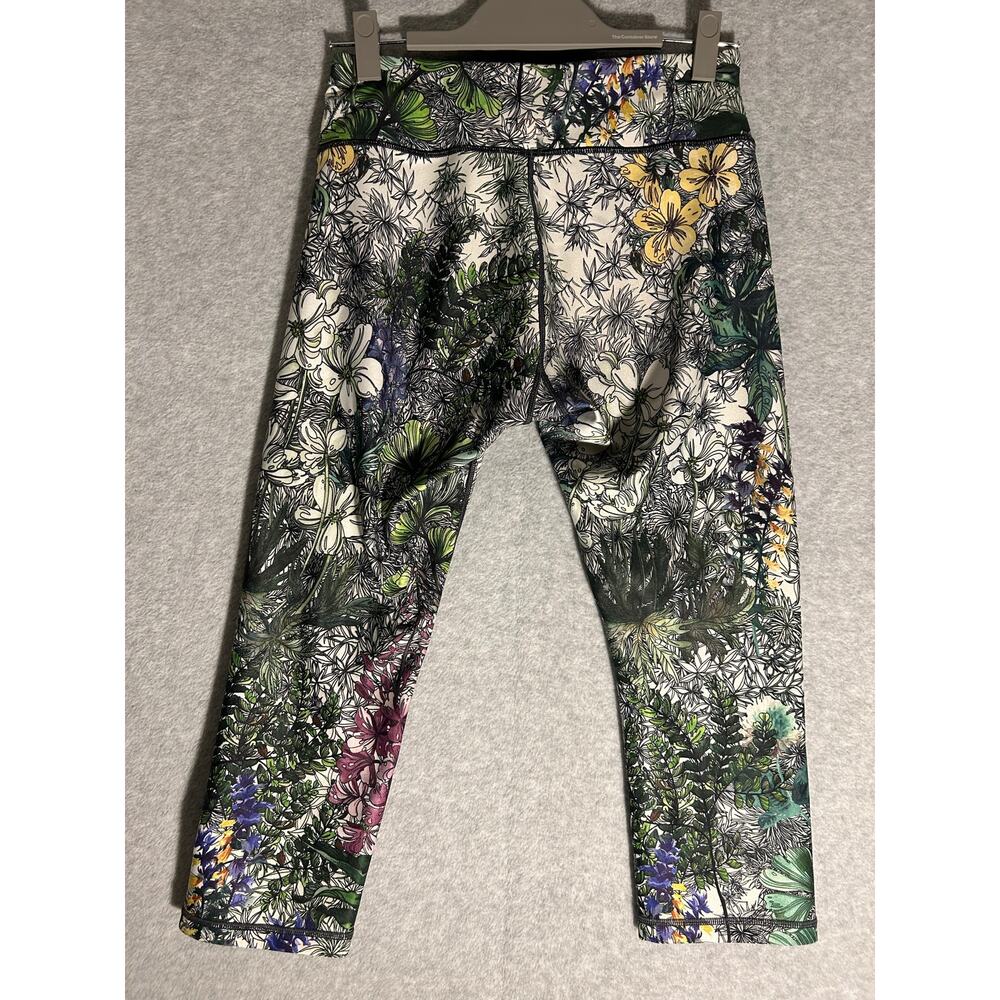 Calia by Carrie Underwood Limited Edition  leggings medium‎